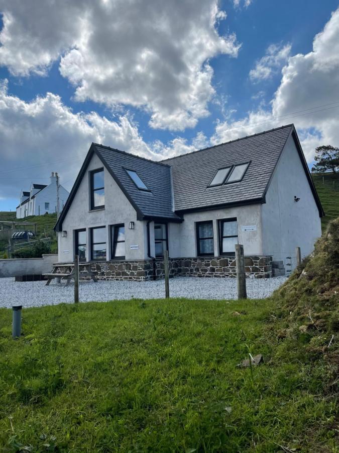 Vila The Bridge Self Catering Kilmaluag Exteriér fotografie