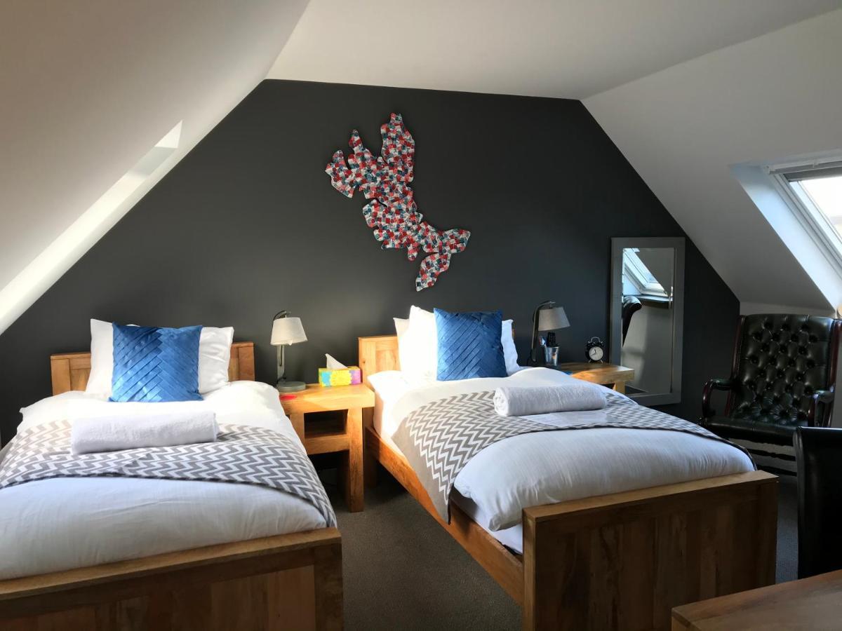 Vila The Bridge Self Catering Kilmaluag Exteriér fotografie